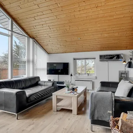 Lovely Home In Vestervig With Wifi Vestervig