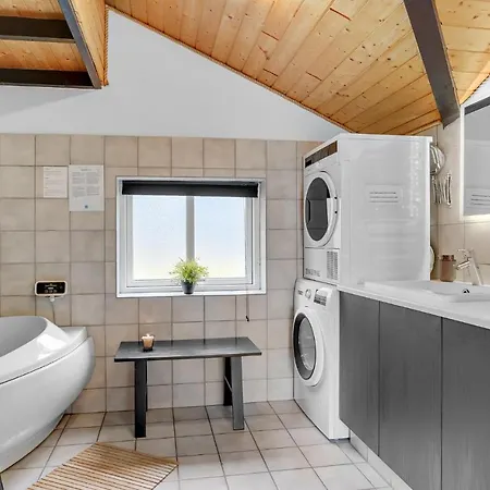 Lovely Home In Vestervig With Wifi *